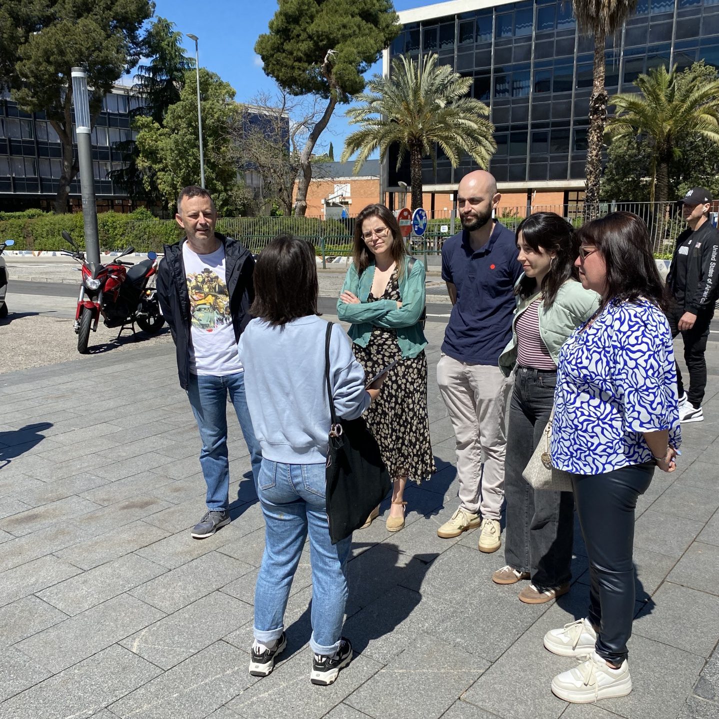 Tour en Sabadell de historia con comedia.